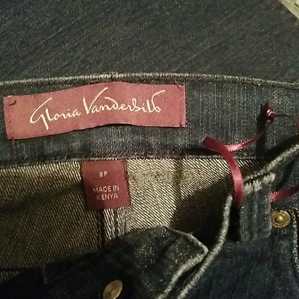 Jeans - Picture 2 of 3